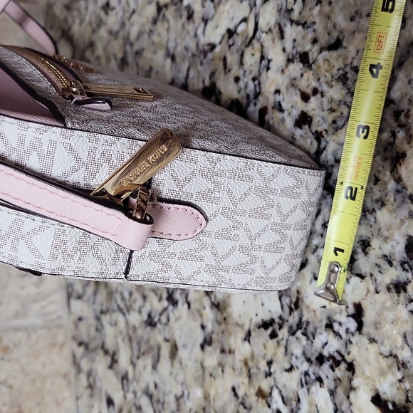 Michael Kors Jet Set Logo Crossbody - Picture 6 of 13